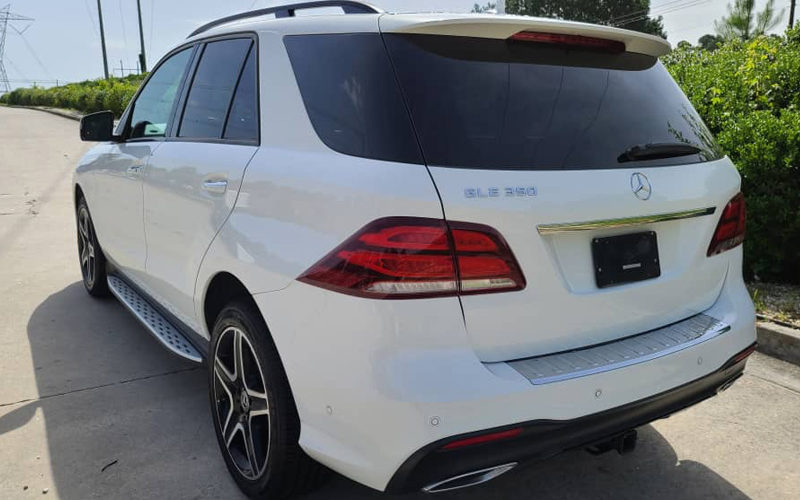 white-Mercedes9